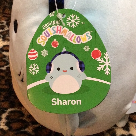 NWT SHARON. THE SHARK WINTER COLLECTION 8”SQUISHDATE 02/01/2022 - Picture 7 of 7